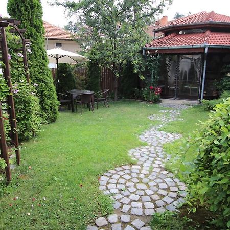 Къща За Гости Джая Belogradčik Exteriér fotografie